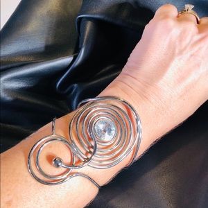 Women Silver Tone Metal Crystal Bracelet